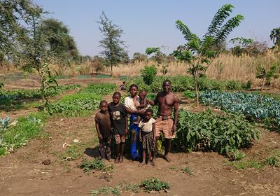 ETHOS FARMER - A farmer with 10 children who the lodge sponsored with equipment such as a water tank and irrigation plus fertilizer and seed annually.  He grows and sells back to Lion Camp all the tasty fresh salads and veggies served to guests.